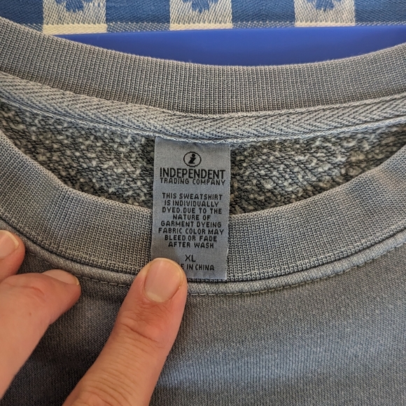 You Betcha Vintage Sweatshirt Size XL - Picture 2 of 3